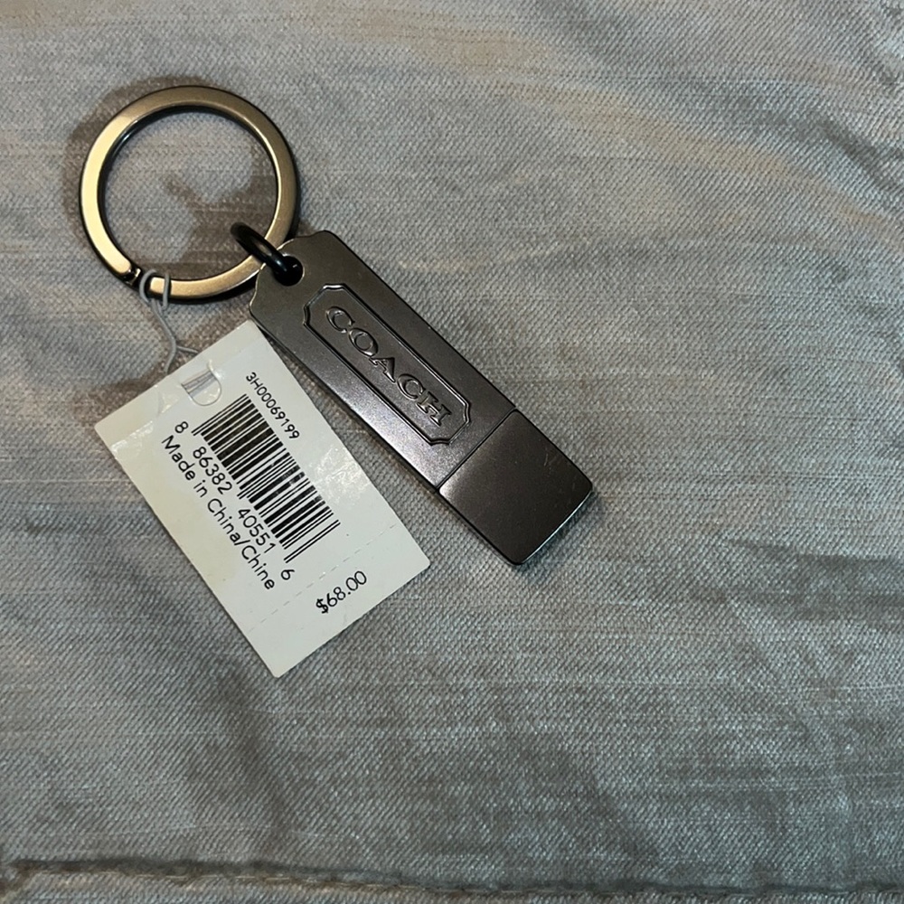 Coach 4gb USB